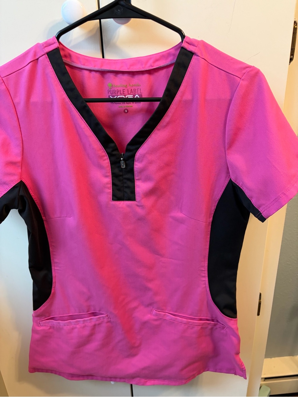 Women's Short Sleeve Scrub Top - Hot Pink/Black